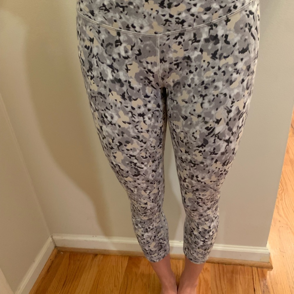 Lululemon Align Crop Capri Leggings Size 6